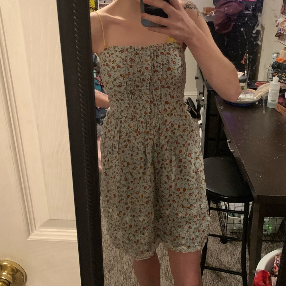 Strapless lacy and floral dress - City triangles